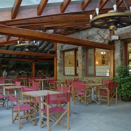 Guest house Ostau Dera Nheu 2*